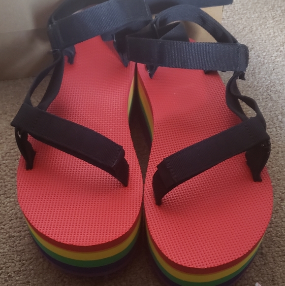 Teva Pride Flatform Sandals Size 12 - Picture 2 of 4